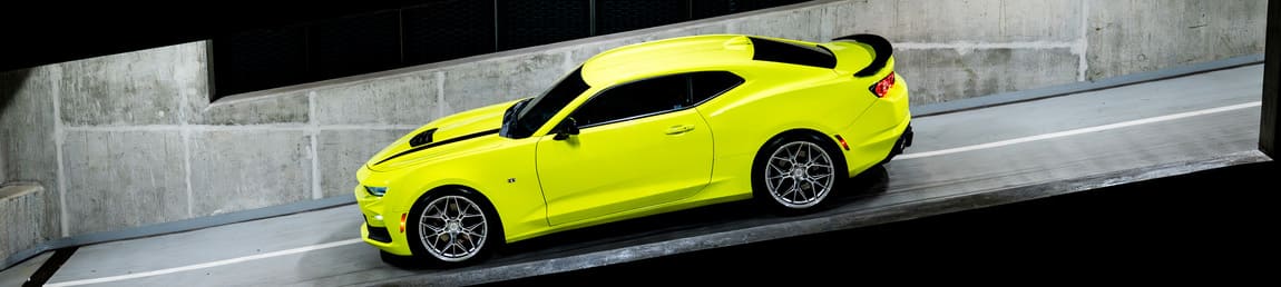 Japan Racing JR51 Baner