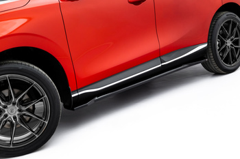 Dokładki Progów Maxton Forthing T-Five Mk1