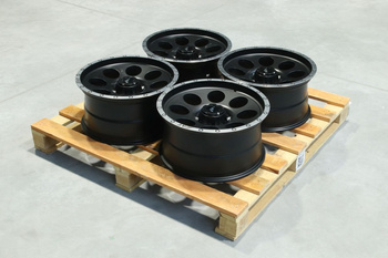 Komplet felg aluminiowych 18" Japan Racing JRX4 18x9 ET20 6x139,7 Matt Black w/ Machined Lip