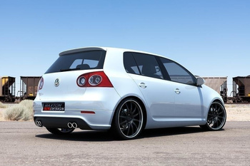 Dyfuzor tylny Maxton Volkswagen Golf MK5 R32 (2 otwory na wydech)