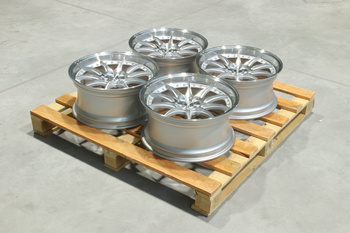 Komplet felg aluminiowych 18" Japan Racing JR41 18x8,5 ET25 5x114,3 Silver Machined Face