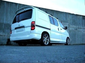 Spoiler Tylny Maxton Toyota Hiace