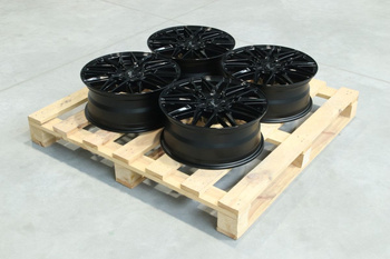 Komplet felg aluminiowych 17" Japan Racing JR28 17x7 ET20 4x108 Gloss Black