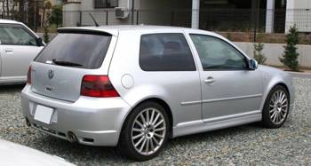 Dokładki progów Maxton Volkswagen Golf MK4 3D ( R32 Look )