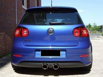 Dyfuzor tylny Maxton Volkswagen Golf MK5 R32 (2 otwory na wydech, wydech R32)